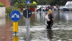 ZLO NE SPAVA, OVU ZEMLJU PONOVO POGODILE POPLAVE! Izlila se reka i napravila haos, padavine uzrokovale potop!