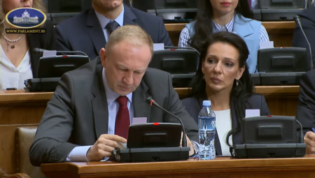 ĐILAS IZDAO NAREDBU! Napasti Vučića u Skupštini na OVOJ TEMI dok brani Srbiju u UN