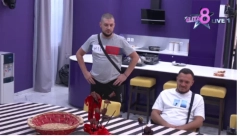 ON JE DIREKTNO NOMINOVAN ZA IZBACIVANJE! Zadrugari ne žele više da ga vide!