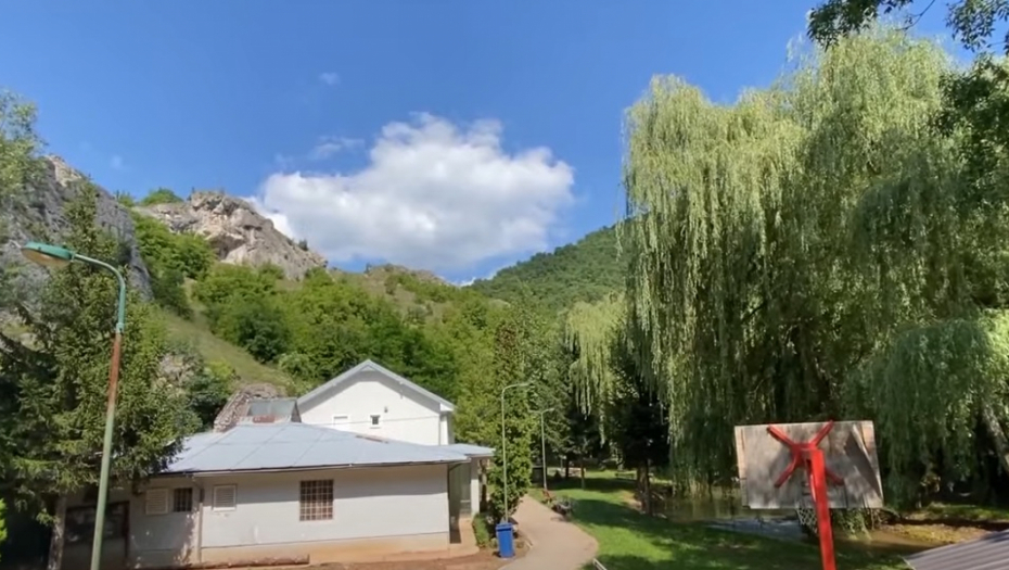 Malo poznata, a lekovita srpska banja sa 18 izvora: Smeštaj i za manje od 3.000 dinara! (VIDEO)
