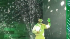 ZVEZDA JE STIGLA Novak na SPEKTAKULARAN i NEVIĐEN način dočekan u Kini (VIDEO)