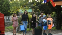 ŽELJKO MITROVIĆ ODRŽAO OBEĆANJE! Nada i njeno petoro dece se uselili u novi dom, Željko im priredio iznenađenje!