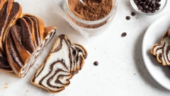 BRIOŠ Tradicionalni slatki hleb iz Francuske koji se savršeno slaže sa šoljicom kafe