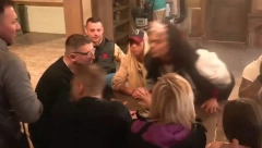 SKANDAL NA FARMI! Kiki Star pljunula cimera u lice, on besni po imanju!