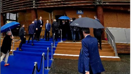 VUČIĆ U ŽENEVI: Sastanak sa državnim sekretarom VB Šiterom Kajlom