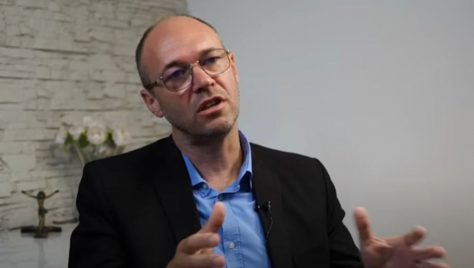 NOVI ŠEF DELEGACIJE EP ZA BIH I TZV. KOSOVO: Potomak ustaškog pukovnika i fan NDH!