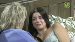 "OČUH JE HTEO DA SPAVA SA MNOM, A MAJKA JE REKLA ŠTA FALI?!" Stravična ispovest učesnice Farme, javnost nema od šoka: "Taman da nama rodi dete"
