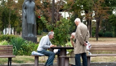 DANAS PENZIJE STIŽU I U RS Biće isplaćeno 75 miliona evra, gotovo 300.000 korisnika