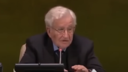 "PENTAGON JE BIO IMPRESIONIRAN..." Noam Čomski otkrio zašto SAD podržavaju Izrael? (VIDEO)