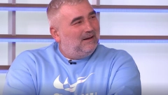 KO JE ŽENA MIKIJA ĐURIČIĆA? Radi kao profesor u dve škole, rodila mu je dvoje dece - evo kako izgleda Angelina