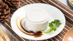 KOKOS PUDING KREMASTIJI OD ONOG KLASIČNOG Topi se u ustima, a vraća u dane letovanja