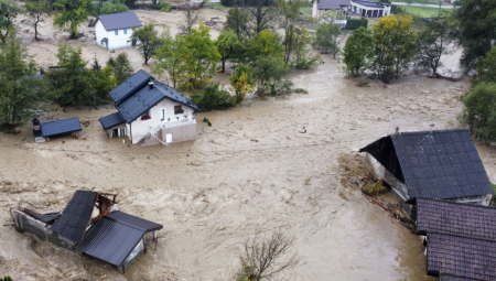 UKUPNO 16 LJUDI NASTRADALO U POPLAVAMA U BIH: Poznato stanje trudnice koja je izgubila bebu