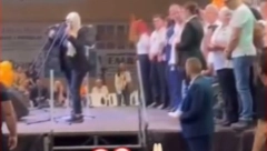 IZAŠLA NA BINU, PA OTKAZALA NASTUP! Dara Bubamara se obratila žrtvama poplava u BiH i rasplakala sve prisutne