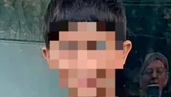 POSLEDNJE REČI DEČAKA (7) KOG JE ODNELA POPLAVA! Čekao pomoć na krovu, majka provela tri sata vezana za korenje drveća dok spasioci nisu došli po nju!