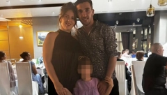 DINU JE SAMO ĆERKICA OSTALA NAKON ŠTO MU SE TRUDNA ŽENA UDAVILA U POPLAVI! Kuća im potpuno uništena: "Kako sad nastaviti dalje?!" (FOTO)