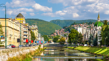 TURISTIČKI BUM U REGIONU Stranci oduševljeni Bosnom i Hercegovinom