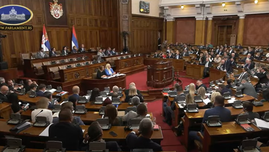 HAOS U SKUPŠTINI, OPOZICIJA PONOVO DIVLJA! Posle poziva na građanski rat, pala su i TEŠKA ETIKETIRANJA (VIDEO)