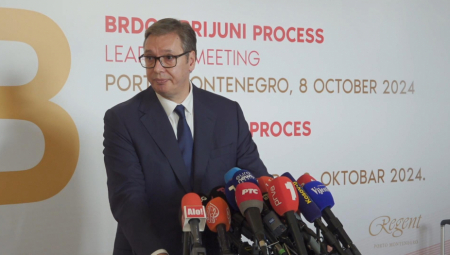"NIKADA NEĆEMO RUŠITI CRNU GORU" Predsednik Vučić zagrmeo iz Tivta