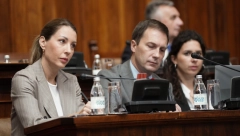 DUBRAVKA ĐEDOVIĆ HANDANOVIĆ: Imam više radnog iskustva i diploma nego polovina ovde prisutne opozicije zajedno