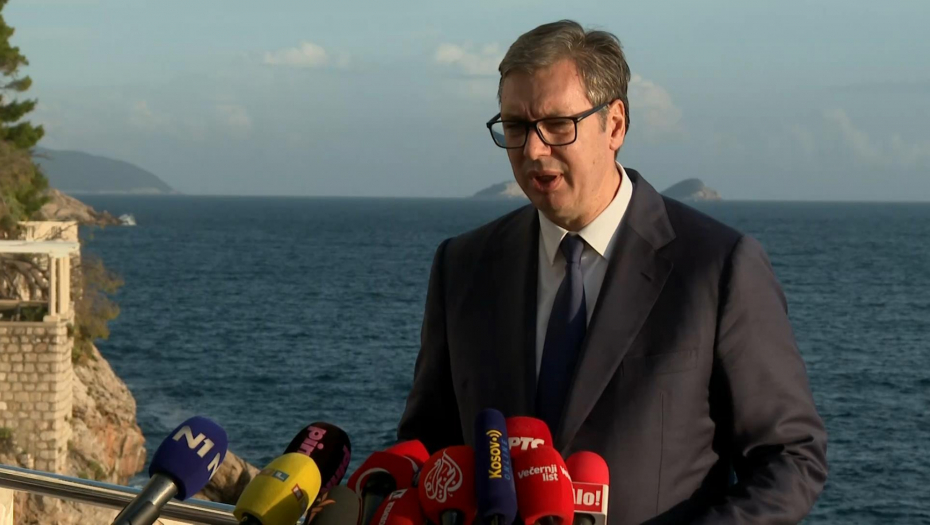 VUČIĆ U DUBROVNIKU GOVORIO ZA ALO! Ma kakvi PR trikovi, kad su prihvatili naše zahteve, došli smo