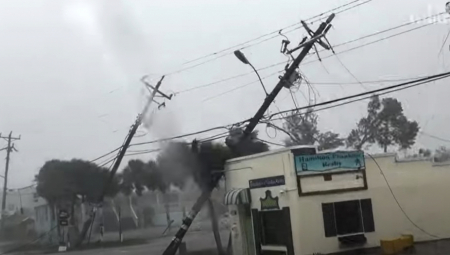 NAJGORE TEK DOLAZI! Prvi snimci sa Floride, sve je uništeno, a uragan Milton tek treba da počne (VIDEO)