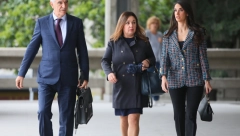 SUTRA NASTAVAK SUĐENJA ZA UBISTVA U RIBNIKARU Maloletni K.K. odgovara na pitanja roditelja svojih žrtava