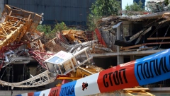 DETALJI JEZIVE TRAGEDIJE U TUTINU Kran pao na radnika, ubio ga na licu mesta!