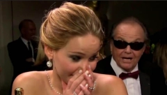 "PRAVA MAJSTORIJA, MUŠKARCI GLEDAJTE I UČITE"  Isplivao hit snimak kako Džek Nikolson flertuje sa 53 godine mlađom koleginicom