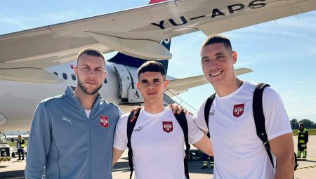 ORLOVE OČEKUJE PRAVI IZAZOV PROTIV CRVENE FURIJE Fudbaleri Srbije prošetali Kordobom uoči meča sa Španijom