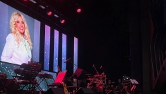 SNAŽNE EMOCIJE I SUZE NA SAMOM POČETKU Snežana Đurišić pesmom naježila celu dvoranu, posebna posveta za pokojnog supruga!