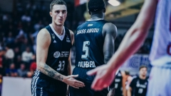 ČAČANI SE BORILI, ALI PALI U "MORAČI" Danilo Anđušić vodio Dubai do nove pobede