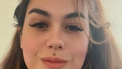 IMALA PREKO 300 KILOGRAMA, A ONDA SMRŠALA VIŠE OD 180 Poznata infulenserka mislila da nikada više neće stati na noge, danas sija?