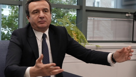 KURTI UHVAĆEN NA DELU Ceo svet se okrenuo protiv Albanaca