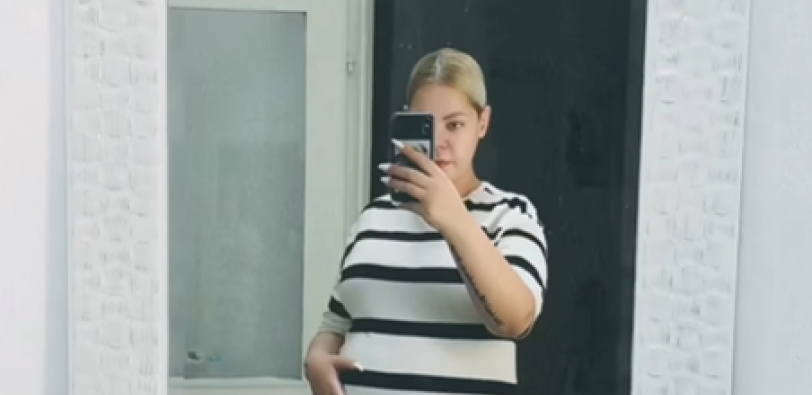 PORODILA SE NAŠA POZNATA INFLUENSERKA! Dečko je prevario sa najboljom drugaricom, prošla kroz pakao, a sada sija od sreće