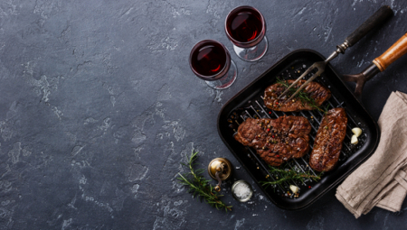 PRŽENO MESO JE MASNO I TVRDO? Dodajte ove 2 namirnice i biće sočno i mekano kao duša