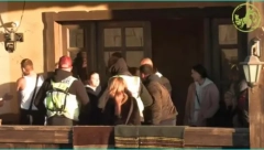 STRAVIČNO POLIVANJE NA FARMI Učesnik u opekotinama, jauci se prelamaju imanjem, moli za pomoć!