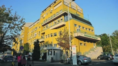 OTKRIVAMO KO JE NAJVEĆI DONATOR UNIVERZITETSKE DEČJE KLINIKE Petrović poklonio Tiršovoj aparat od 320.000 evra!