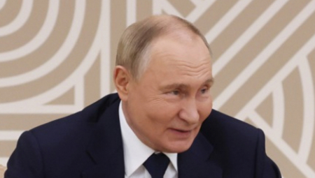 OVAJ PUTINOV GEST RETKO KO DA JE PRIMETIO, ALI NIJE BIO SLUČAJAN: Mediji otkrili noćnu moru Zapada
