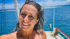 POZNATU SURFERKU UBILA SABLJARKA! Zabila joj se u grudi, sve se dogodilo u deliću sekunde! (FOTO)