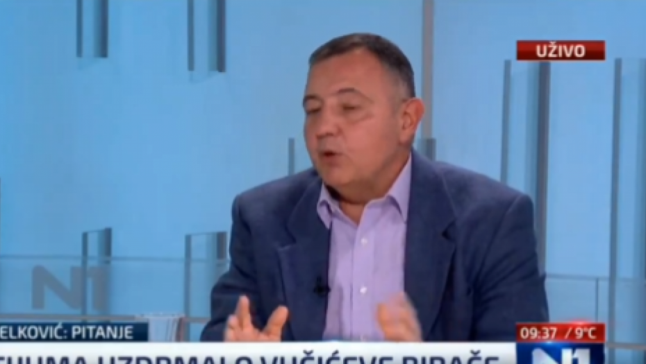 ŠOLAKOV OMILJENI DESNIČAR BI UŠAO U NATO ZA PODELU KOSOVA! A kad je Vučić predlagao razgraničenje, N1 i Nova su VODILI HAJKU NA NJEGA!