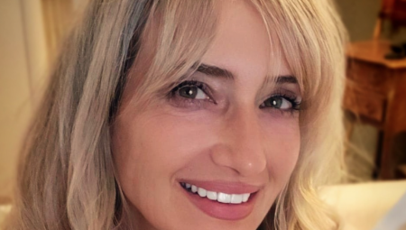 IMATE ZADAH, A NEMATE ŽVAKU Influenserka pokazala kako da za minut osvežite usta, prirodno i jeftino rešenje