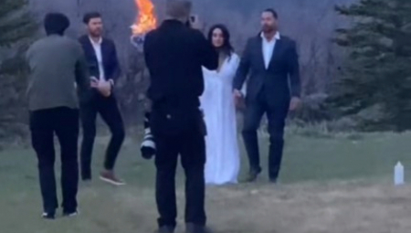 MLADENCI SE ZAPALILI PRED SVATOVIMA! “Kako li će deci objasniti zašto su ovo uradili” (VIDEO)