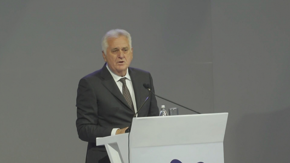 TOMISLAV NIKOLIĆ NA PROSLAVI SNS-A: Nikada niko nije vodio Srbiju tako dobro kao Aleksandar Vučić