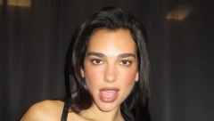DUA LIPA PONOVO SKINULA PANTALONE Zvezda snimljena u provokativnom izdanju, ovaj detalj je svima zagolicao maštu