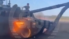 RUSI JURIŠAJU U ZAPALJENOM TENKU Upali u Selidovo kao VATRENA FURIJA, do sad neviđen snimak sa fronta! (VIDEO)