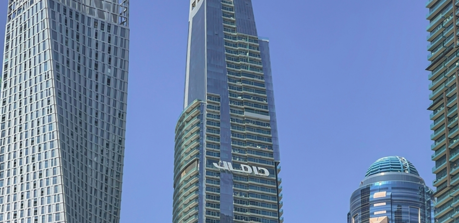 DUBAI NAMERAVA DA SRUŠI PET SVETSKA REKORDA Oblakoder vredan 1 milijardu dolara ima najvišu unutrašnju kišnu šumu