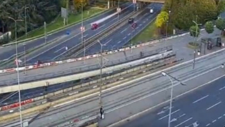 NEDELJNO JUTRO U BEOGRADU Nema gužvi, svi putevi prohodni! Možete lagano kroz grad (FOTO)