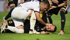 BIVŠI ZVEZDIN ĐAK SPUŠTA LOPTU NAKON PORAZA U HUMSKOJ Pominjao Piksija i Natha! Suđenje? Sve se videlo na TV