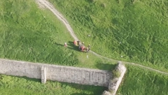 OVAKO SU VATROGASCI IZVLAČILI POVREĐENU ŽENU SA KALEMEGDANA Pala je sa zidina