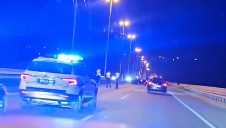 UDES NA MOSTU Nemila scena u Novom Sadu (VIDEO)